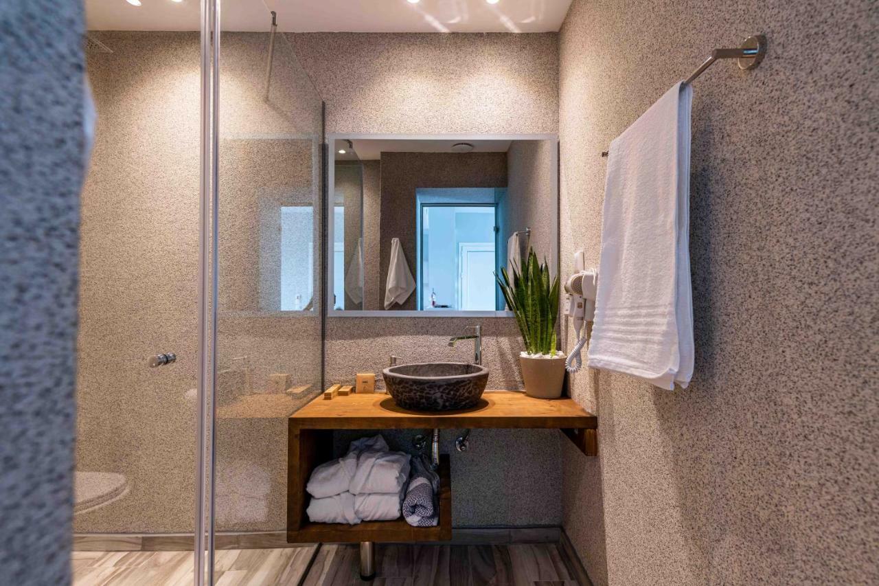 Valtes Luxurious Apartments Mpoukaris Exteriör bild